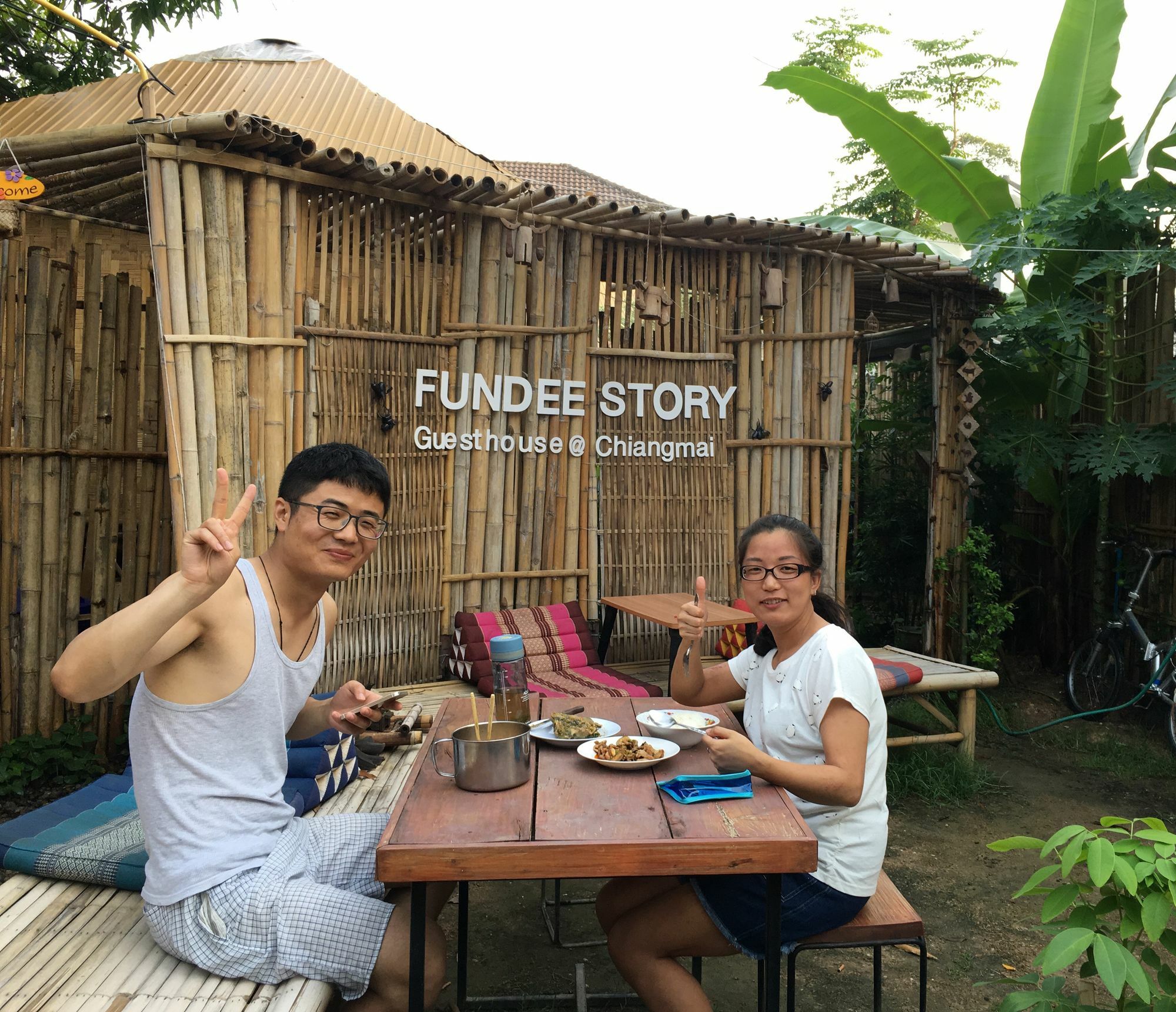 Fundee Story Guesthouse Bamboo House In Chiang Mai Old Town Exterior photo