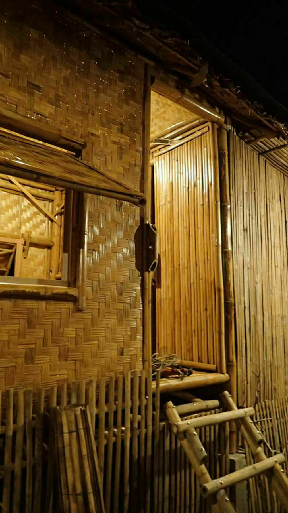 Fundee Story Guesthouse Bamboo House In Chiang Mai Old Town Exterior photo